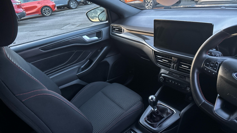 Ford Focus 1.0 EcoBoost ST-Line 5dr Petrol Hatchback